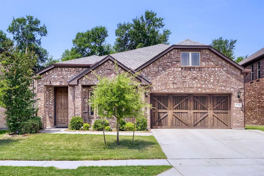 Property photo for 555 Svenson Lane, Lavon, TX