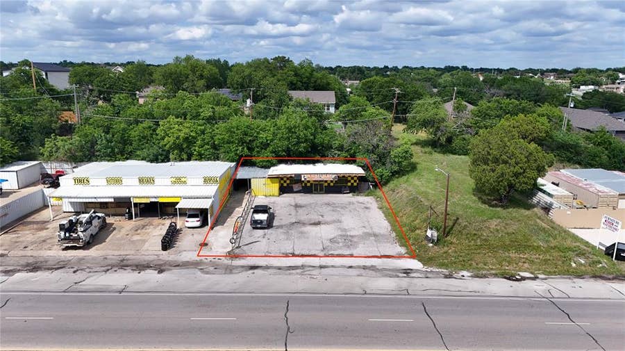 Property photo for 2800 Jacksboro Highway, Fort Worth, TX