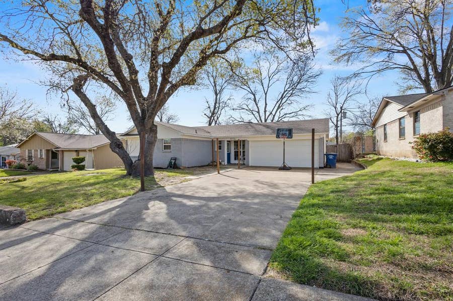 Property photo for 1716 Caravan Trail, Dallas, TX