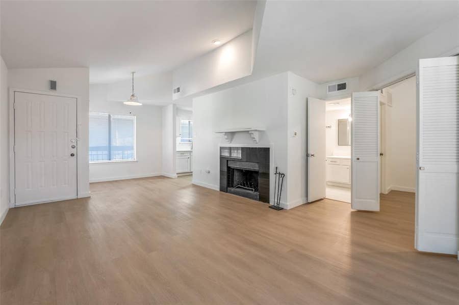 Property photo for 5550 Spring Valley Road, #D31, Dallas, TX