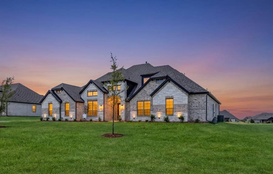 Property photo for 515 Birthright Lane, McLendon Chisholm, TX