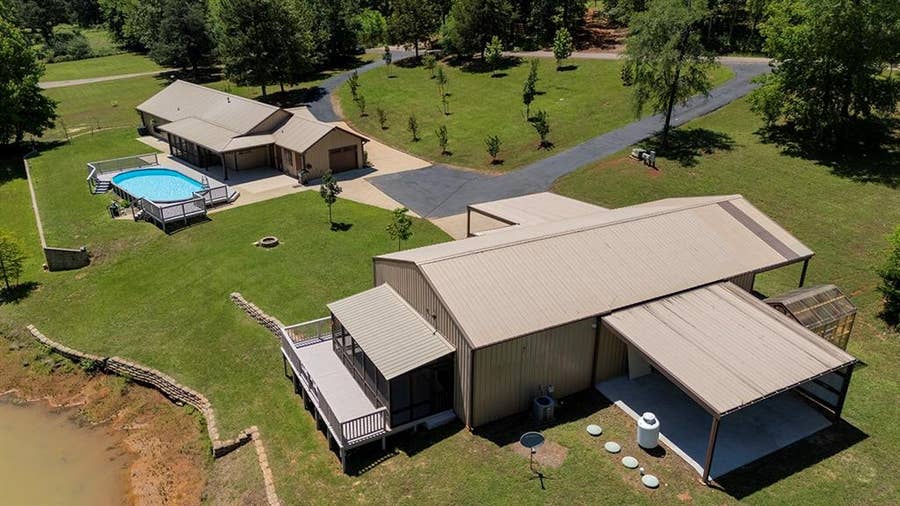 Property photo for 15460 County Road 434, Lindale, TX