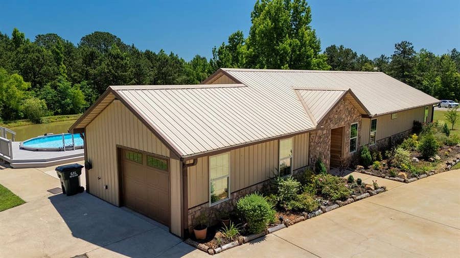 Property photo for 15460 County Road 434, Lindale, TX