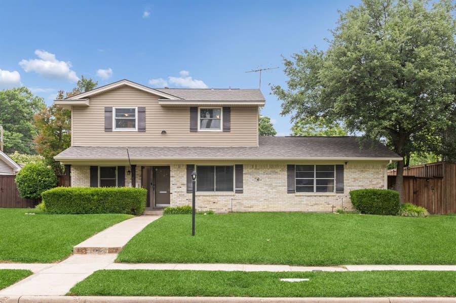 Property photo for 11329 Dumbarton Drive, Dallas, TX
