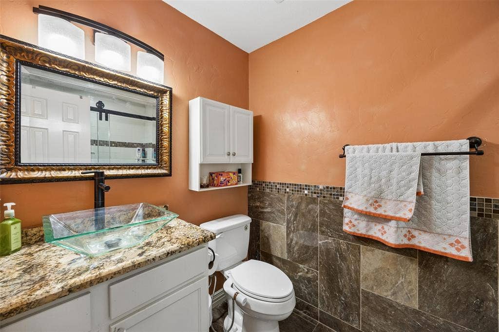 3402 Juniper Court, Rowlett, TX 75088 3402 Juniper Court, Rowlett, TX 75088