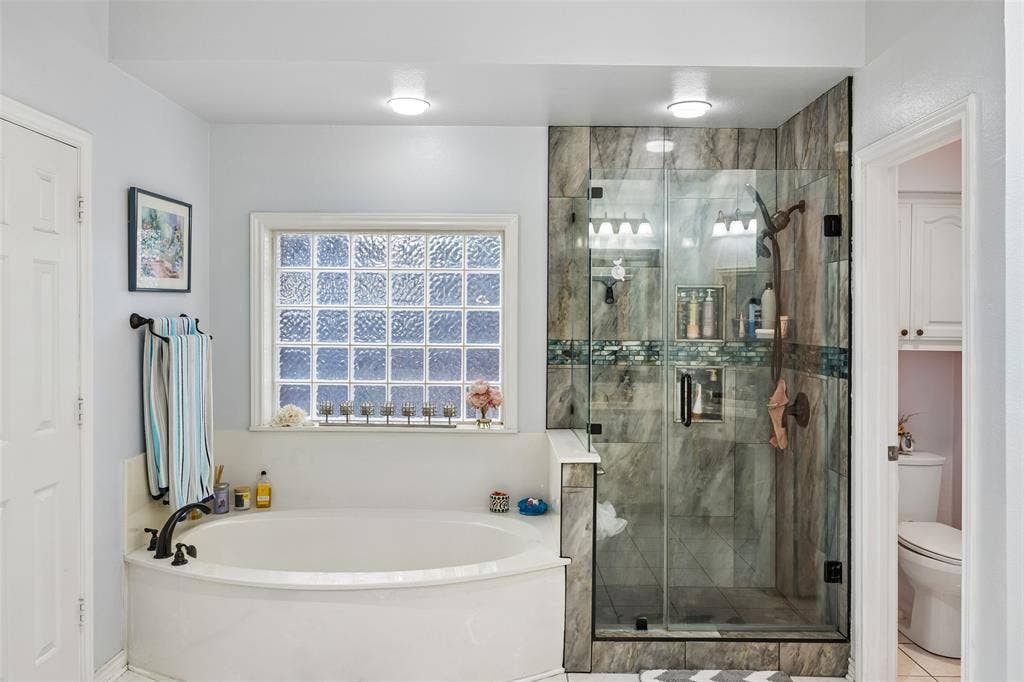 3402 Juniper Court, Rowlett, TX 75088 3402 Juniper Court, Rowlett, TX 75088