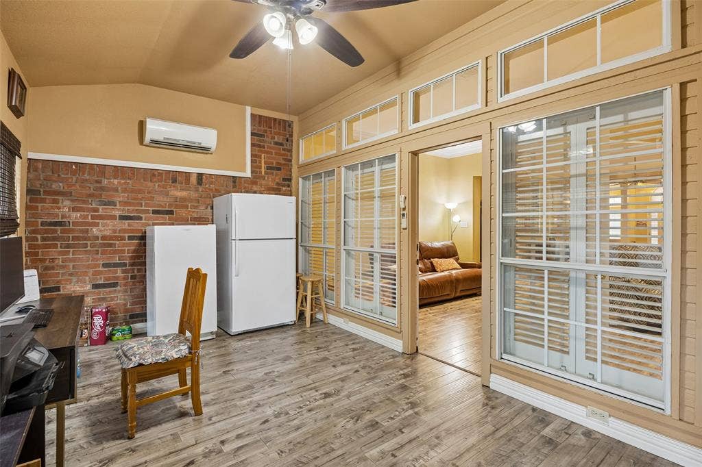3402 Juniper Court, Rowlett, TX 75088 3402 Juniper Court, Rowlett, TX 75088