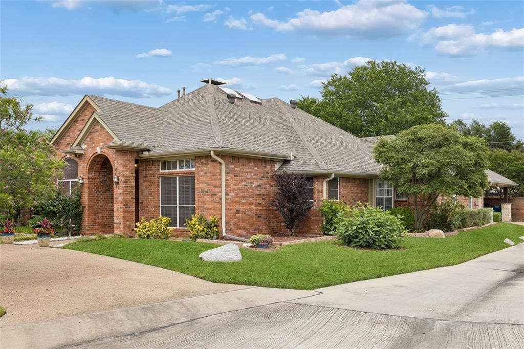 3402 Juniper Court, Rowlett, TX 75088 3402 Juniper Court, Rowlett, TX 75088