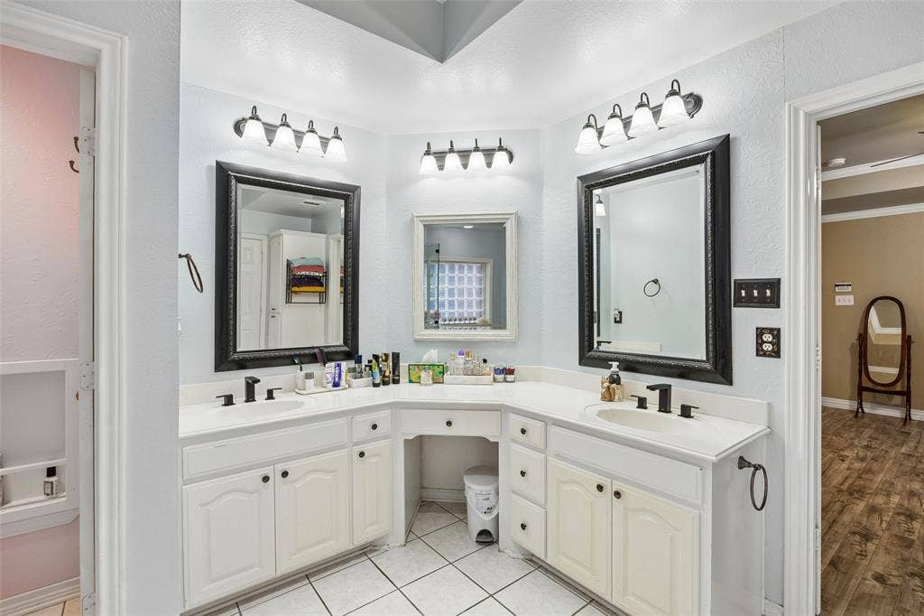 3402 Juniper Court, Rowlett, TX 75088 3402 Juniper Court, Rowlett, TX 75088