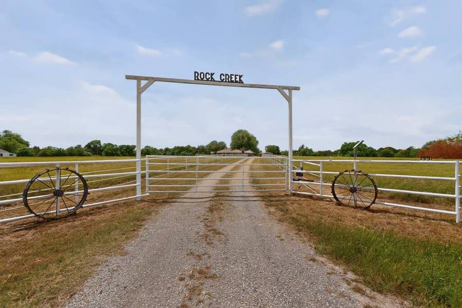 Property photo for 1391 Fm 3427, Greenville, TX