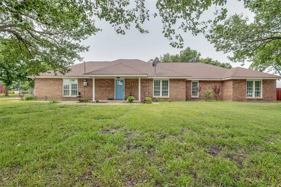 Property photo for 3323 Dasher Street, Lancaster, TX