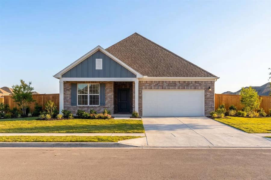 Property photo for 6307 DeLaCroix Drive, Royse City, TX