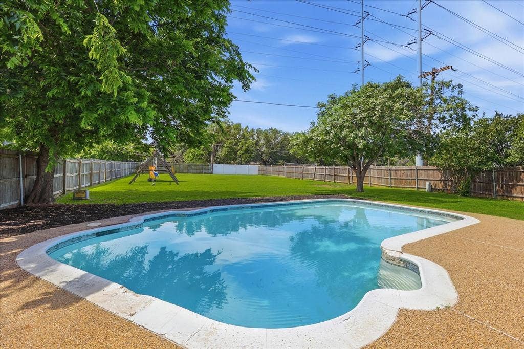 736 California Trail, Keller, TX 76248 Backyard