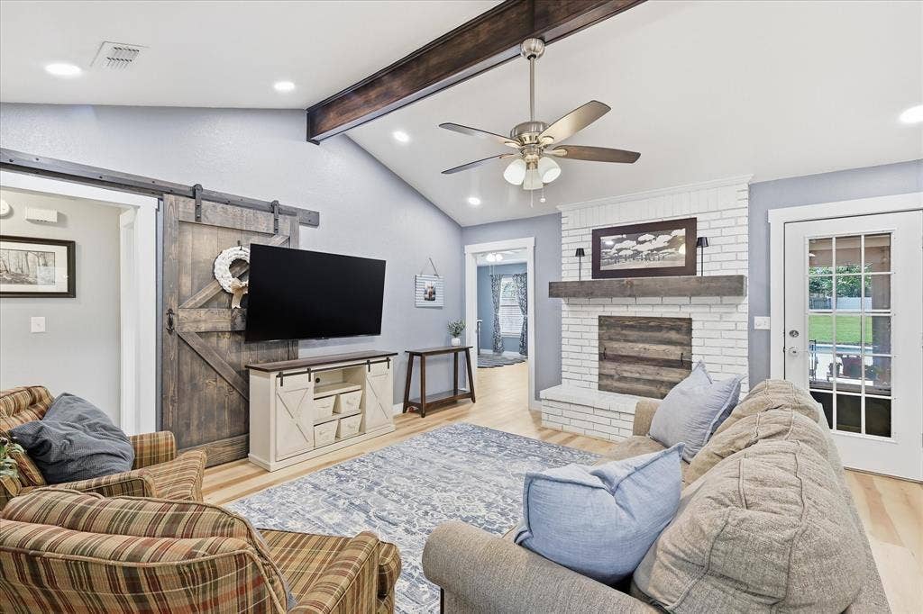 736 California Trail, Keller, TX 76248 Livingroom from entry