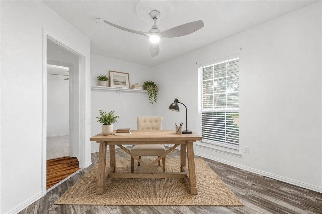 921 High Point Drive, Midlothian, TX 76065 Bed 3/Office*VIRTUALLY STAGED*