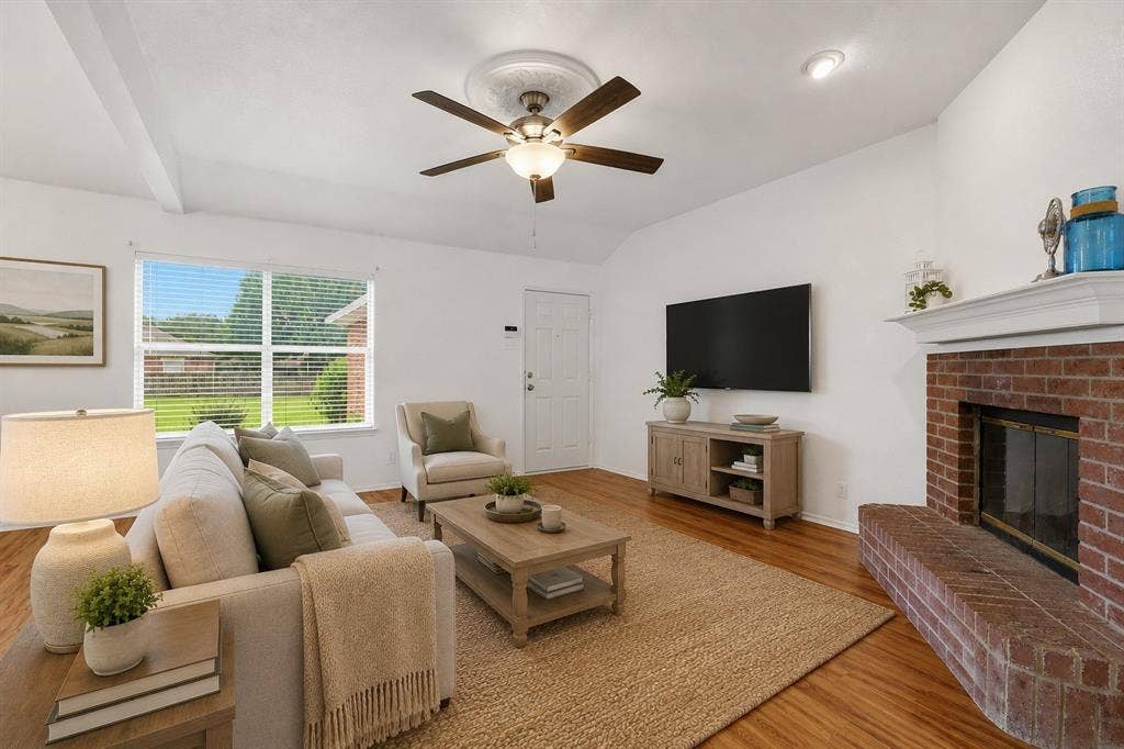 921 High Point Drive, Midlothian, TX 76065 Living area with fireplace.*VIRTUALLY STAGED*