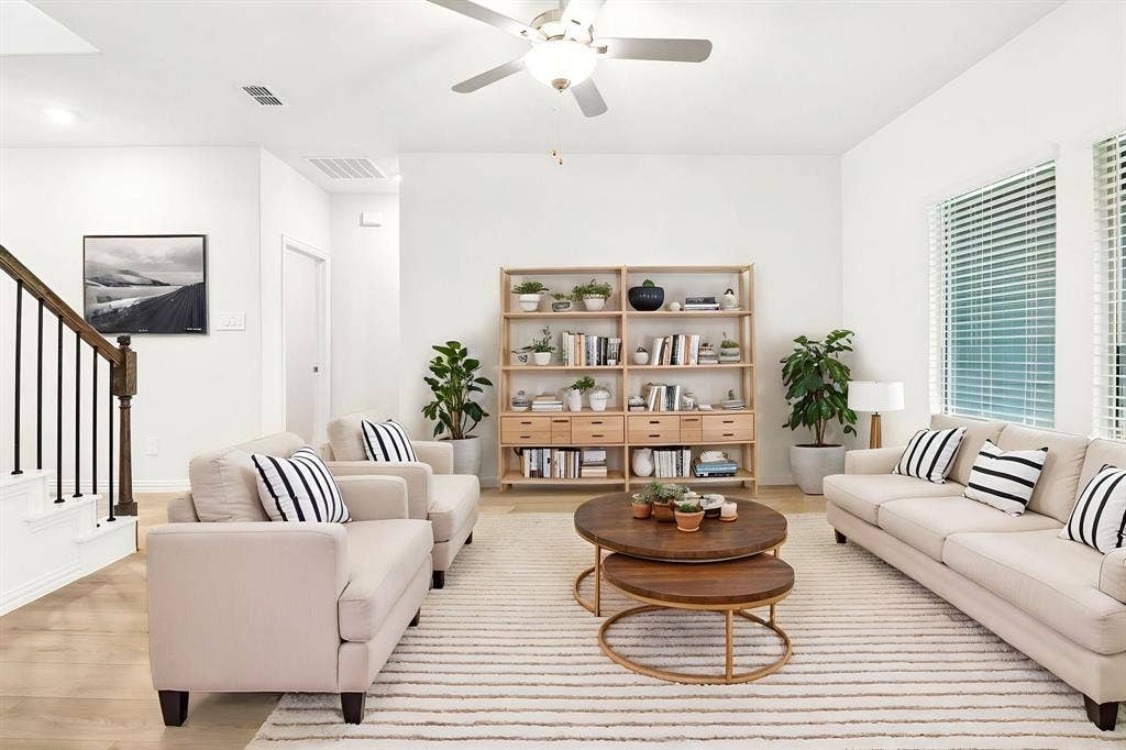 3033 Texoma Boulevard, Farmersville, TX 75442 Photo is not of the actual home, but is an inspirational photo of builder’s model home and may depict options, furnishings, and/or decorator features that are not included.