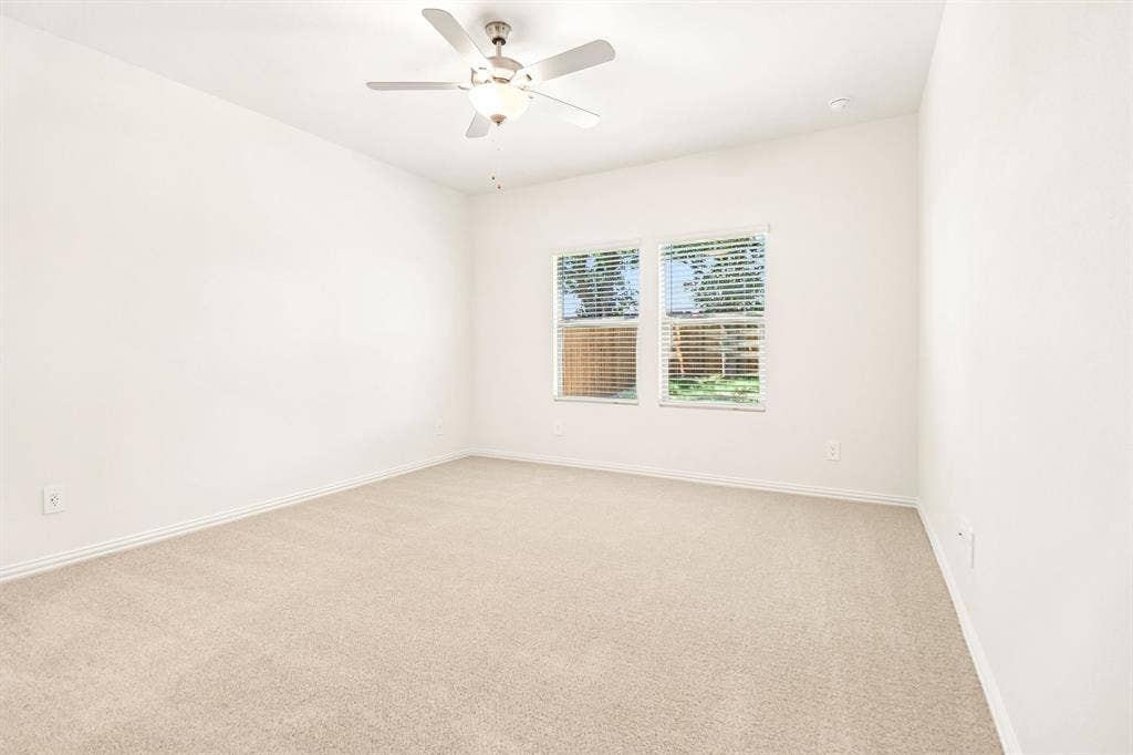 3033 Texoma Boulevard, Farmersville, TX 75442 Photo is not of the actual home, but is an inspirational photo of builder’s model home and may depict options, furnishings, and/or decorator features that are not included.