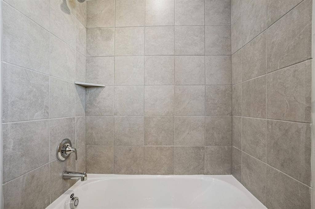 Photo is not of the actual home, but is an inspirational photo of builder’s model home and may depict options, furnishings, and/or decorator features that are not included.