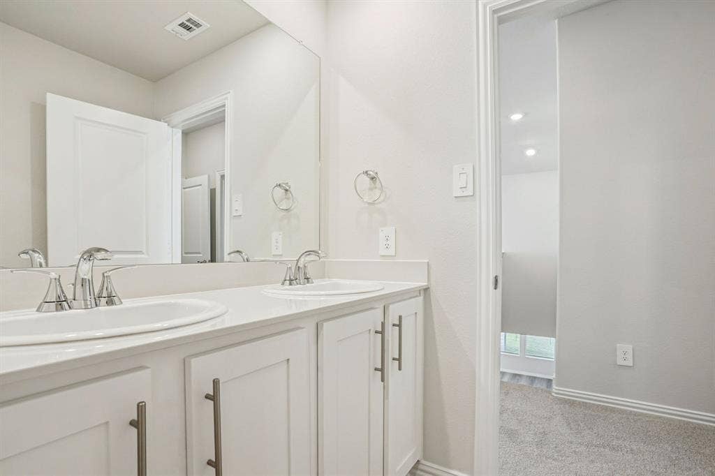 Photo is not of the actual home, but is an inspirational photo of builder’s model home and may depict options, furnishings, and/or decorator features that are not included.