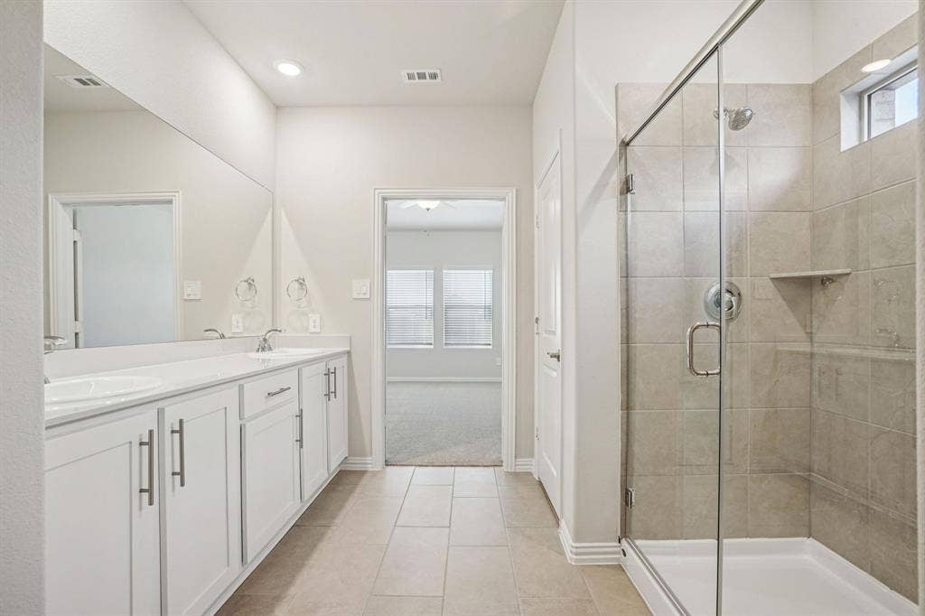 Photo is not of the actual home, but is an inspirational photo of builder’s model home and may depict options, furnishings, and/or decorator features that are not included.