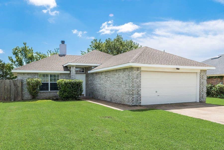 Property photo for 1415 S Medora Street, Terrell, TX