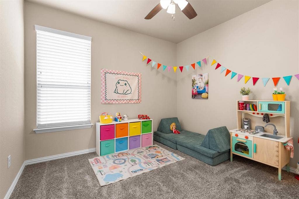 Bedroom for guests or kids