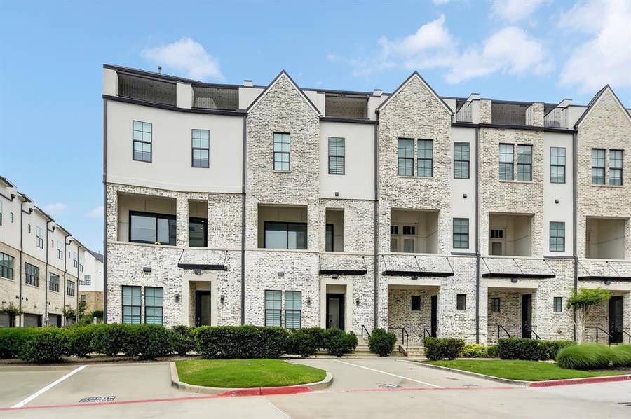 Property photo for 610 Dalton Lane, Irving, TX