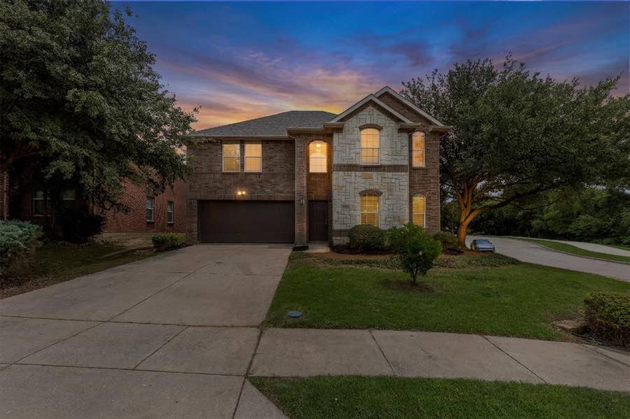 Property photo for 12906 Michelle Drive, Frisco, TX