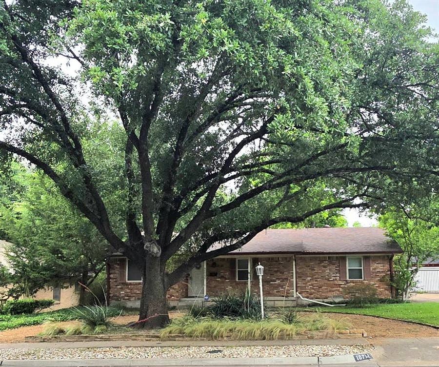 Property photo for 10711 Clearbrook Lane, Dallas, TX