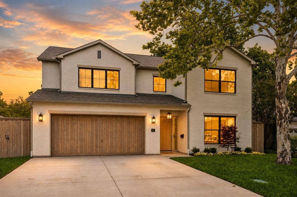 10215 Lynford Drive, Dallas, TX 75238 10215 Lynford Drive, Dallas, TX 75238