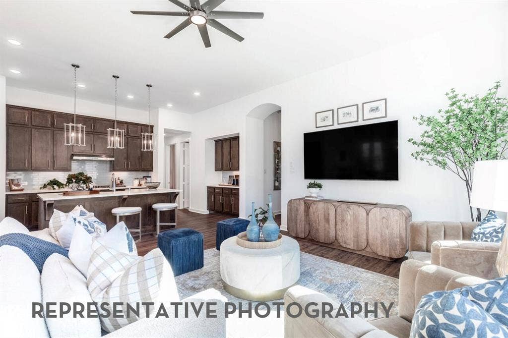 8632 Katydid Drive, McKinney, TX 75071 8632 Katydid Drive, McKinney, TX 75071