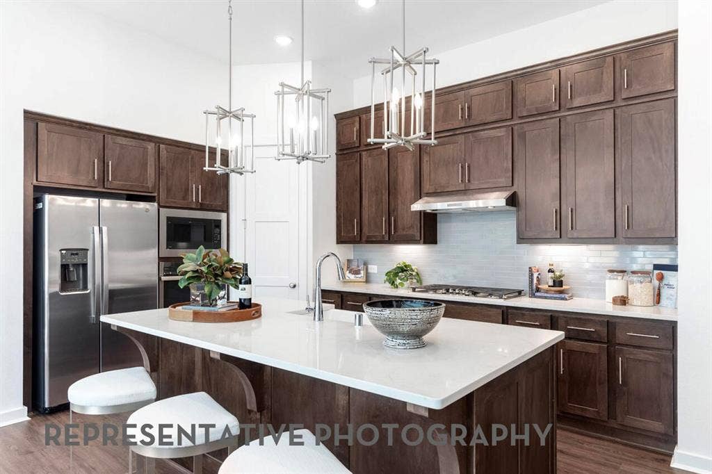 8632 Katydid Drive, McKinney, TX 75071 8632 Katydid Drive, McKinney, TX 75071