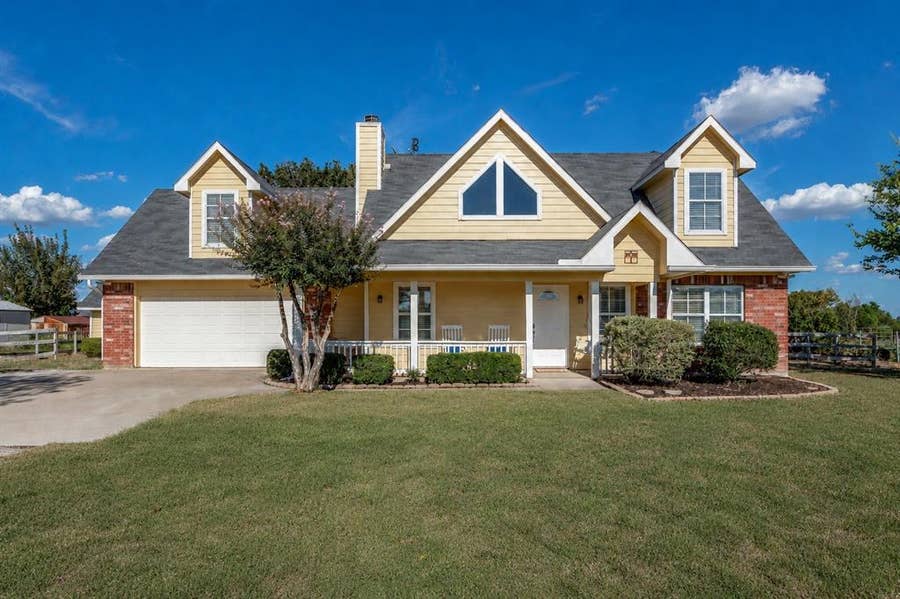 Property photo for 845 County Road 490, Princeton, TX
