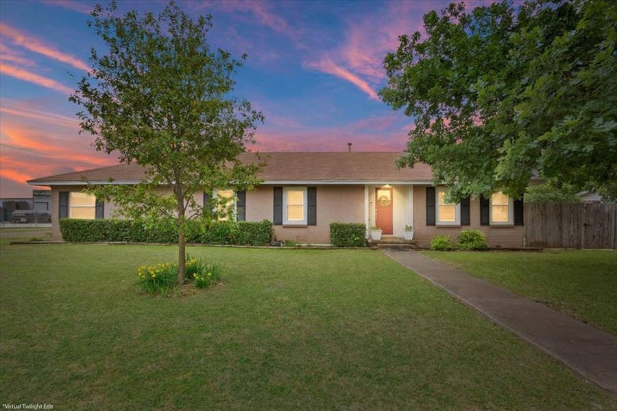 Property photo for 200 Karma Drive, Woodway, TX