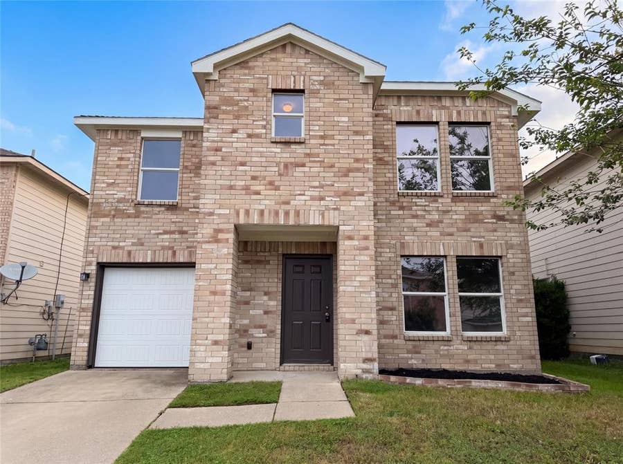 Property photo for 7434 Pineberry Road, Dallas, TX