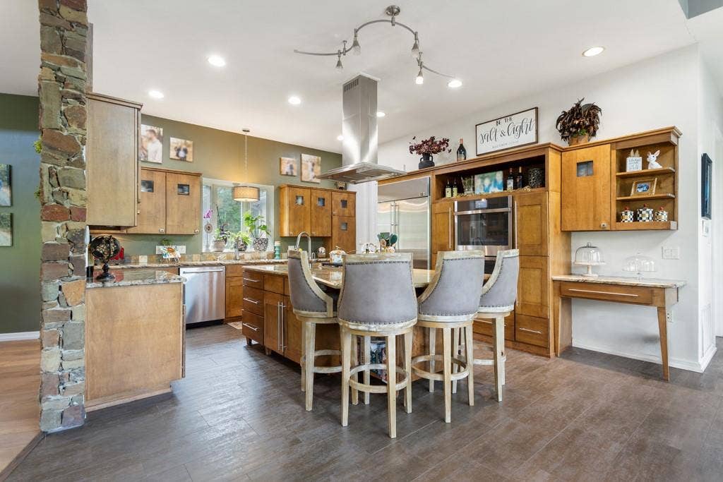 23677 Greenway Drive, Bullard, TX 75757 23677 Greenway Drive, Bullard, TX 75757