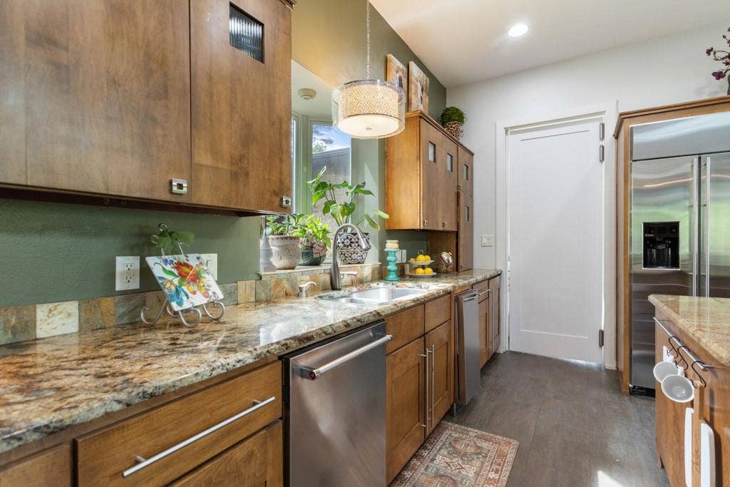 23677 Greenway Drive, Bullard, TX 75757 23677 Greenway Drive, Bullard, TX 75757