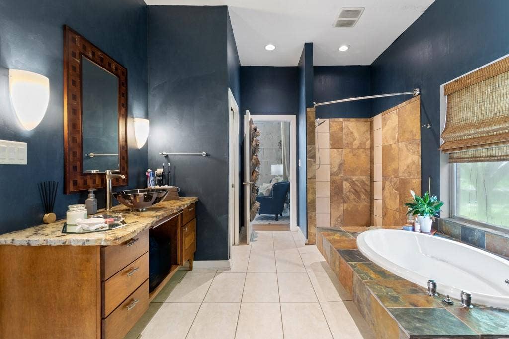 23677 Greenway Drive, Bullard, TX 75757 23677 Greenway Drive, Bullard, TX 75757