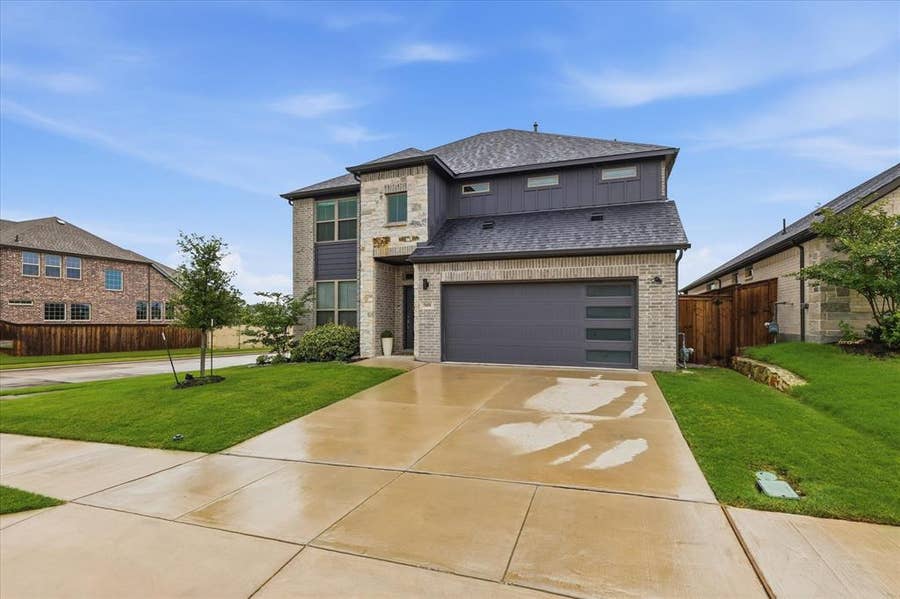Property photo for 5601 Annie Creek Road, Fort Worth, TX
