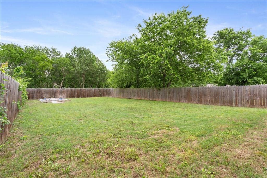 3525 N 24th Street, Waco, TX 76708 3525 N 24th Street, Waco, TX 76708