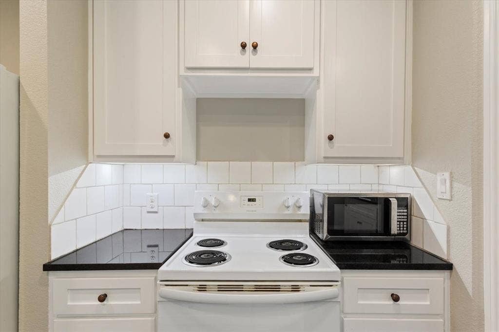 3525 N 24th Street, Waco, TX 76708 3525 N 24th Street, Waco, TX 76708