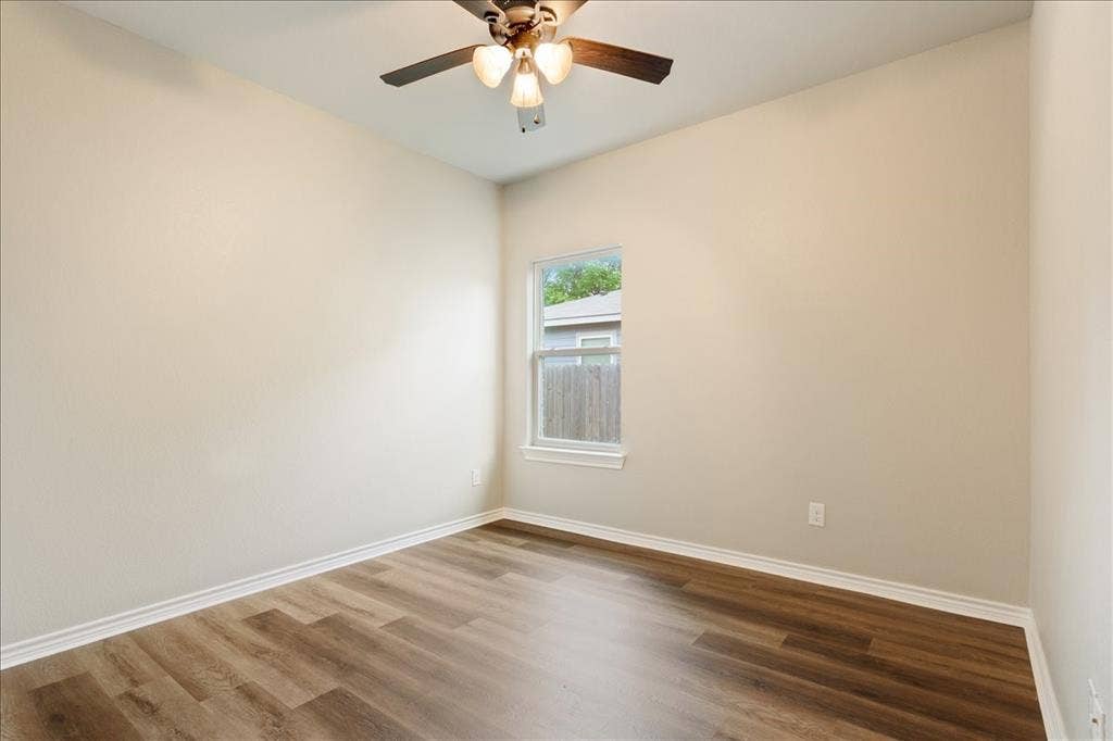 3525 N 24th Street, Waco, TX 76708 3525 N 24th Street, Waco, TX 76708