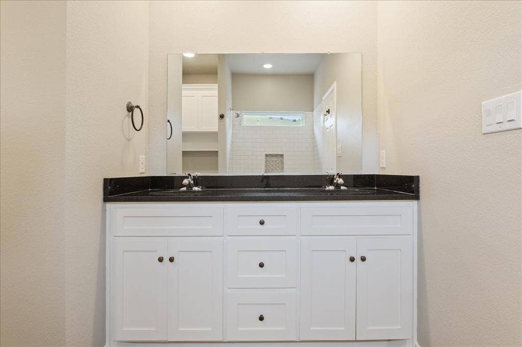3525 N 24th Street, Waco, TX 76708 3525 N 24th Street, Waco, TX 76708