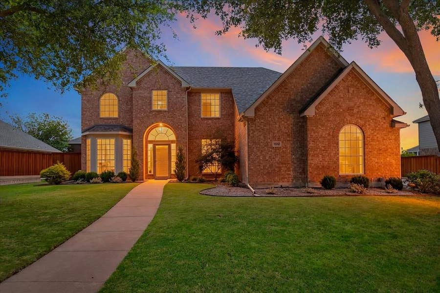 Property photo for 7212 Fieldlark Drive, Sachse, TX