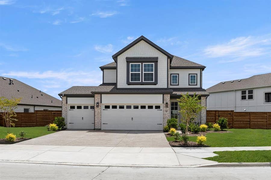 Property photo for 2000 Blossom Street, Mesquite, TX