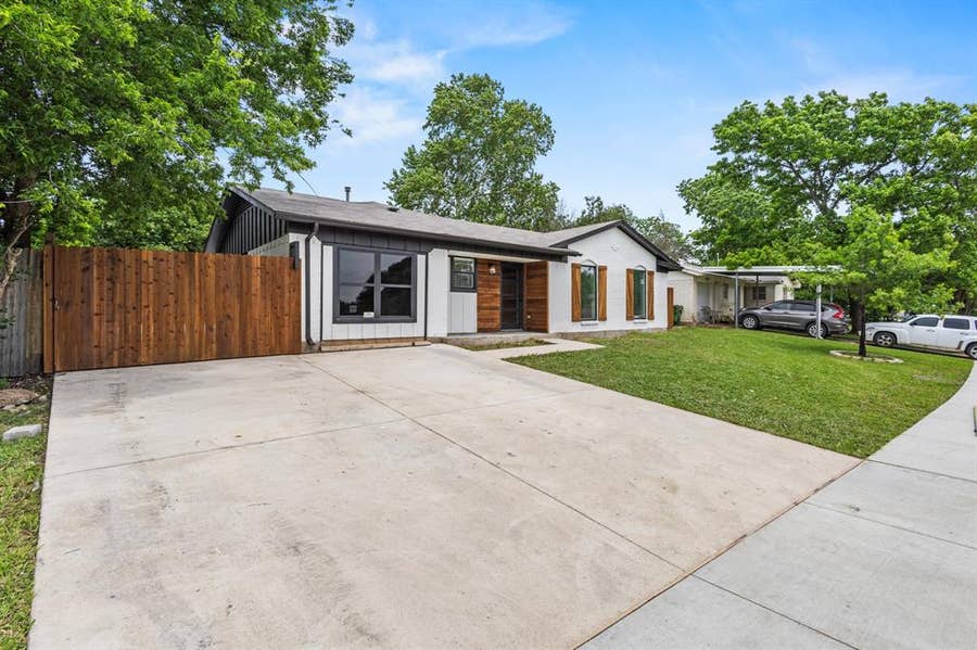 Property photo for 14409 Horseshoe Trail, Balch Springs, TX