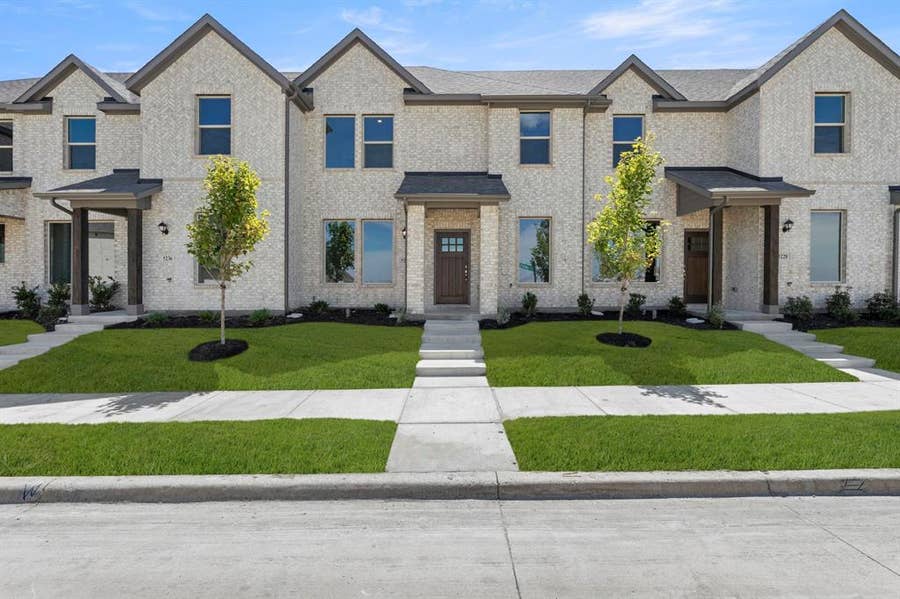 Property photo for 5232 Roll Cast Road, Royse City, TX