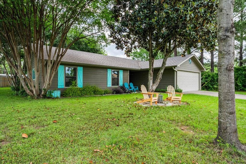 128 Hilltop Drive, Trinidad, TX 75163 128 Hilltop Drive, Trinidad, TX 75163