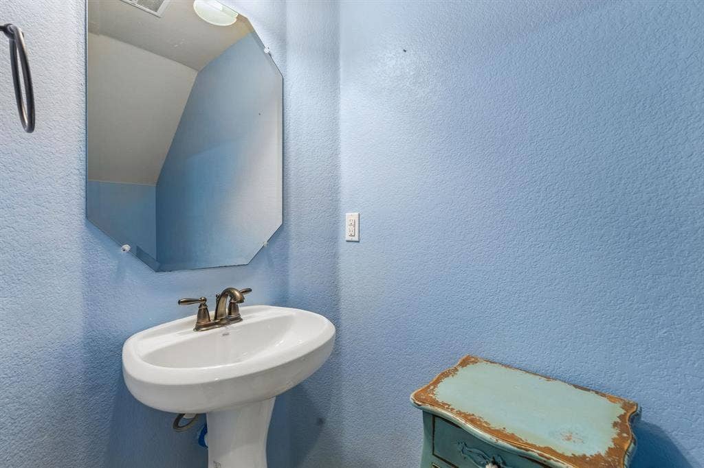 7258 Mirada, Grand Prairie, TX 75054 7258 Mirada, Grand Prairie, TX 75054